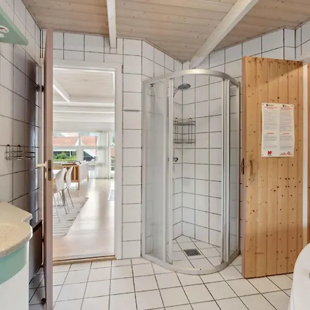Dejligt Med Havudsigt Feriehus