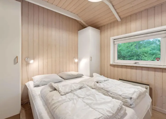 Дом отдыха Lovely Summer House With Sea View